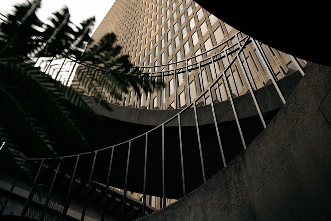 特高压项目建造提速 产业链公司将继续获益